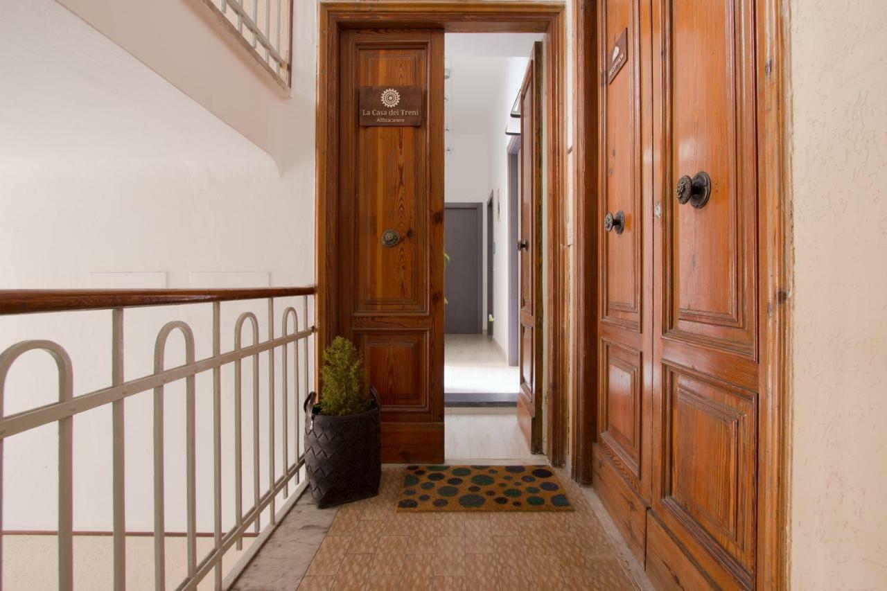 La Casa Dei Treni Affittacamere City Rooms For Travel Lovers La Spezia Eksteriør billede